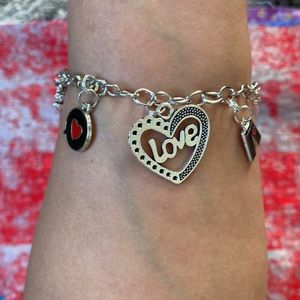 ❤️ Women’s charm bracelet 🖤